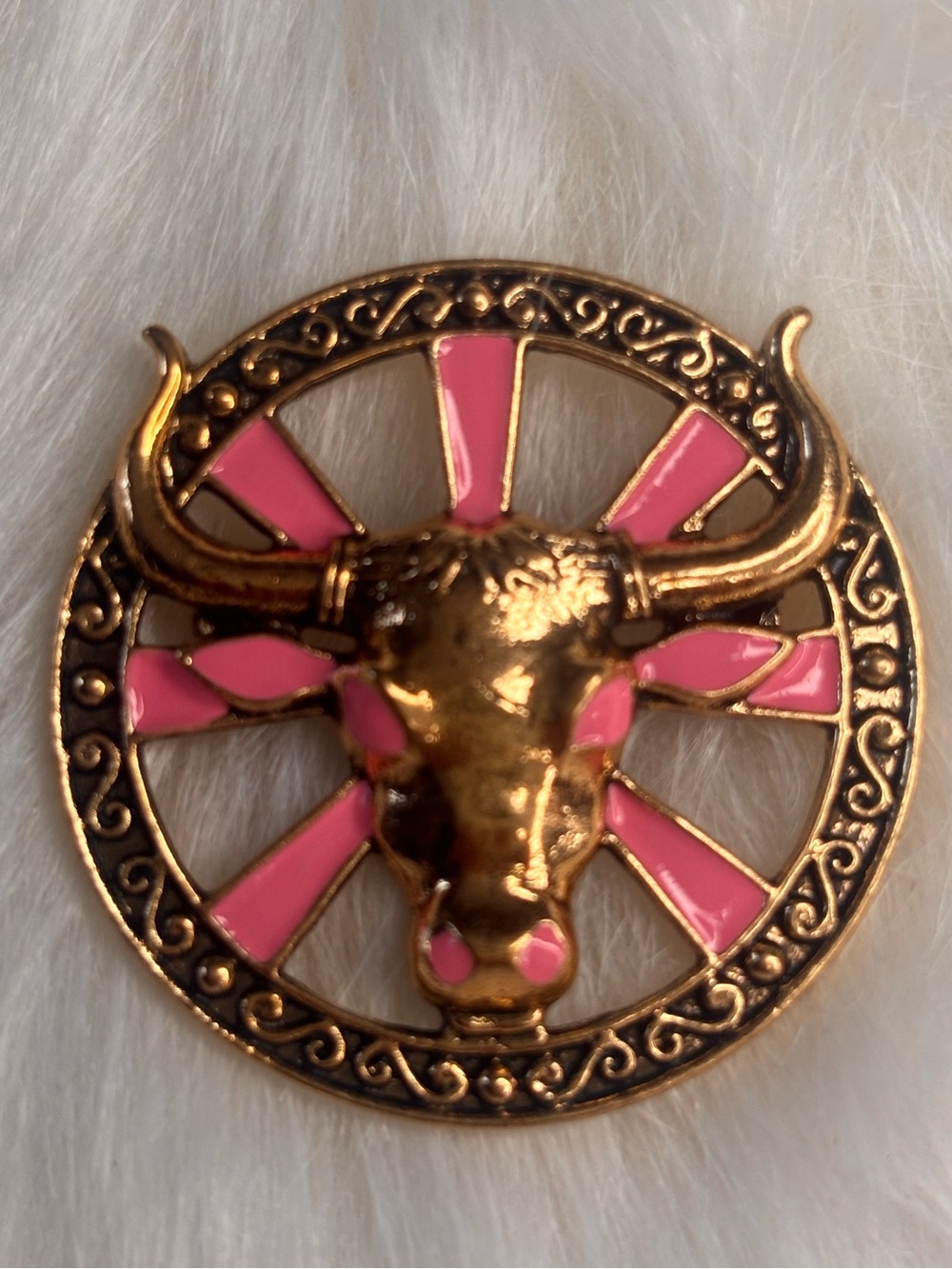 🤠 Western Longhorn Pink Enamel Brooch